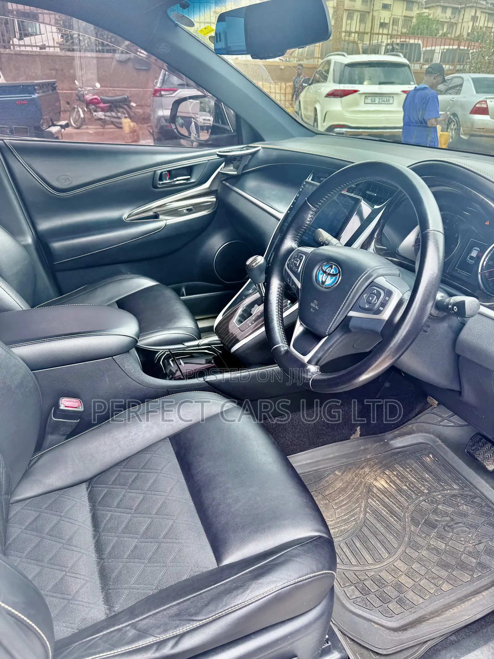 Toyota Harrier 2013 White