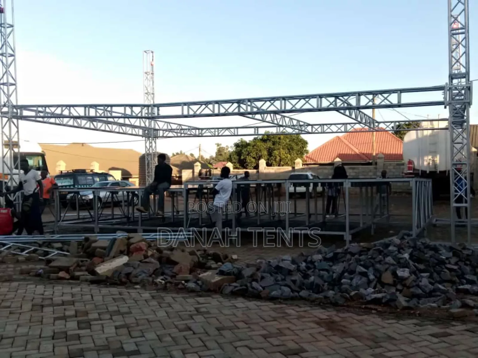Perfomance Stages