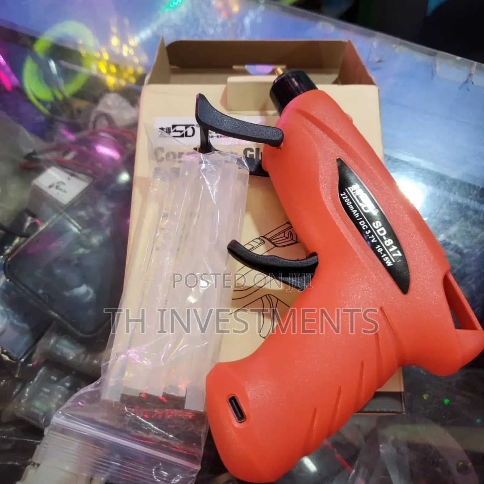 Cordless Hot Glue Gun / Rechargeable