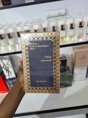 Oud Satin Mood Maison Francis Kurkdjian Perfume