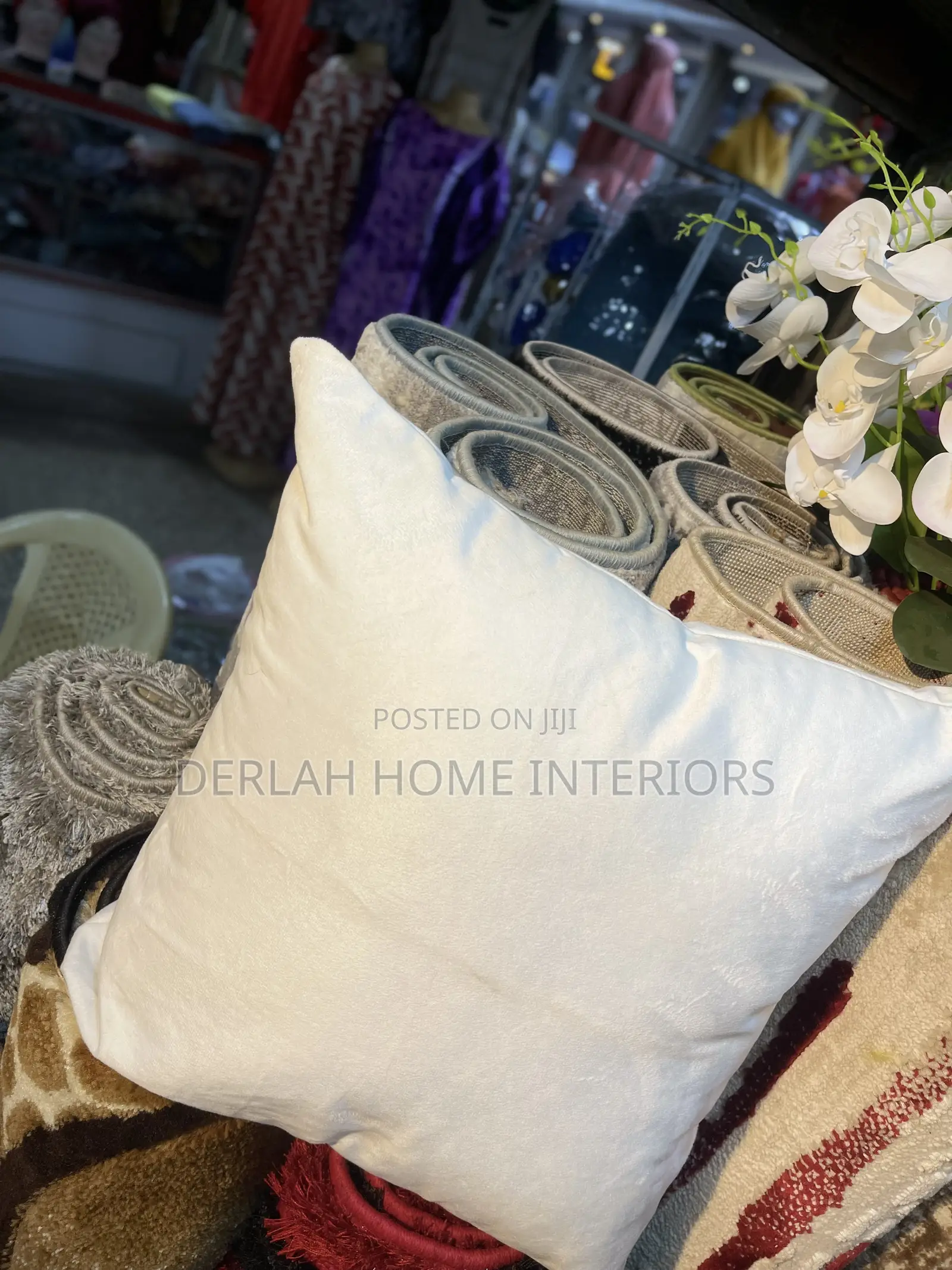 Quality White Cushions