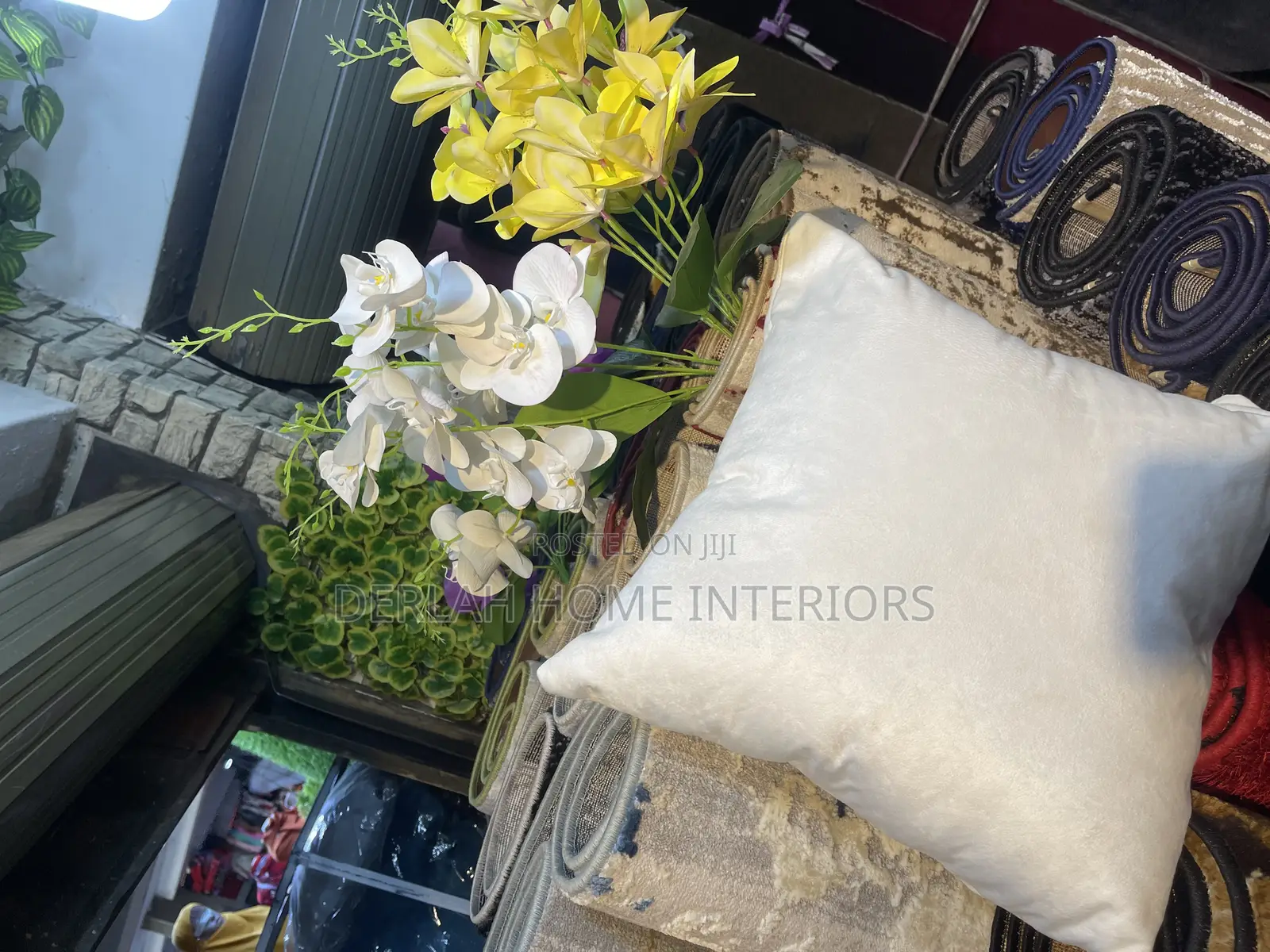 Quality White Cushions