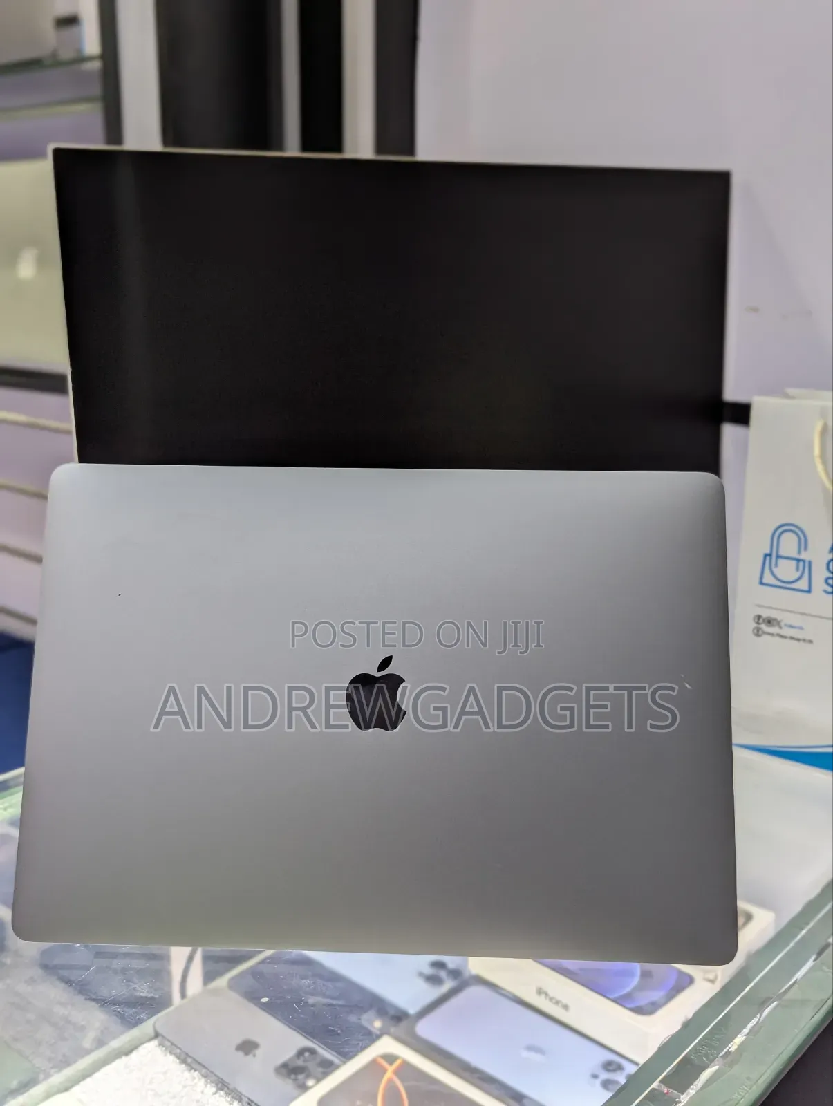 Laptop Apple MacBook Pro 2019 16GB Intel Core i9 SSD 1T