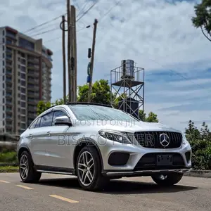 Mercedes-Benz GLE-Class GLE 350d 4MATIC 2017 Silver