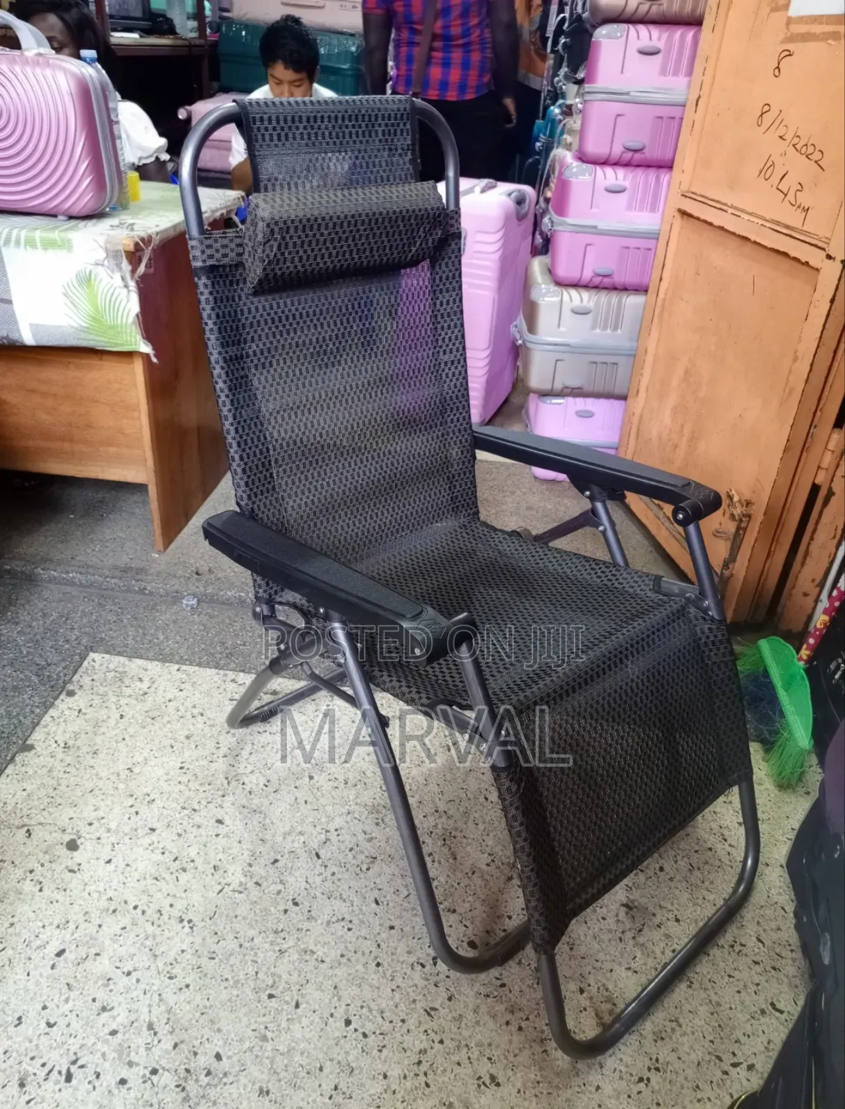 Anti Gravity Folding Chair