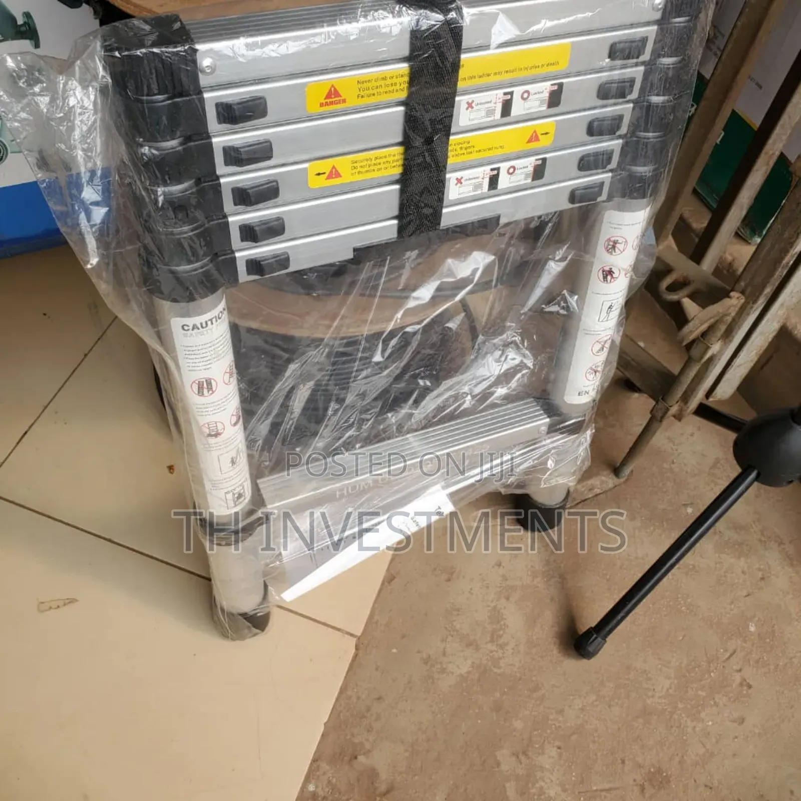 16.5 Ft Aluminum Telescopic Ladder Telescoping