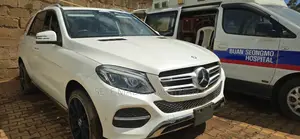 Mercedes-Benz GLE-Class 2016 White