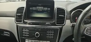 Mercedes-Benz GLE-Class 2016 White