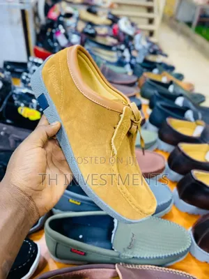 Clarks Mens Iconic Wallabee Original, 10