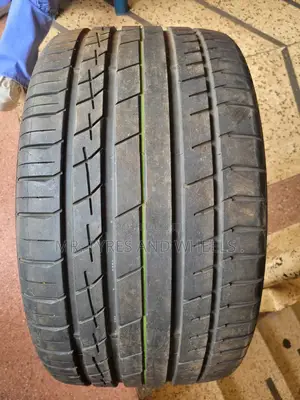 325/30r21 Used but Still Gd Tire.It Is Only One Piece