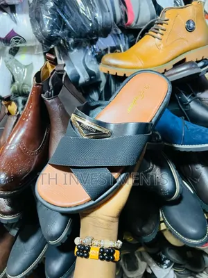Ws Pure Leather Handmade Regal Chappal 
