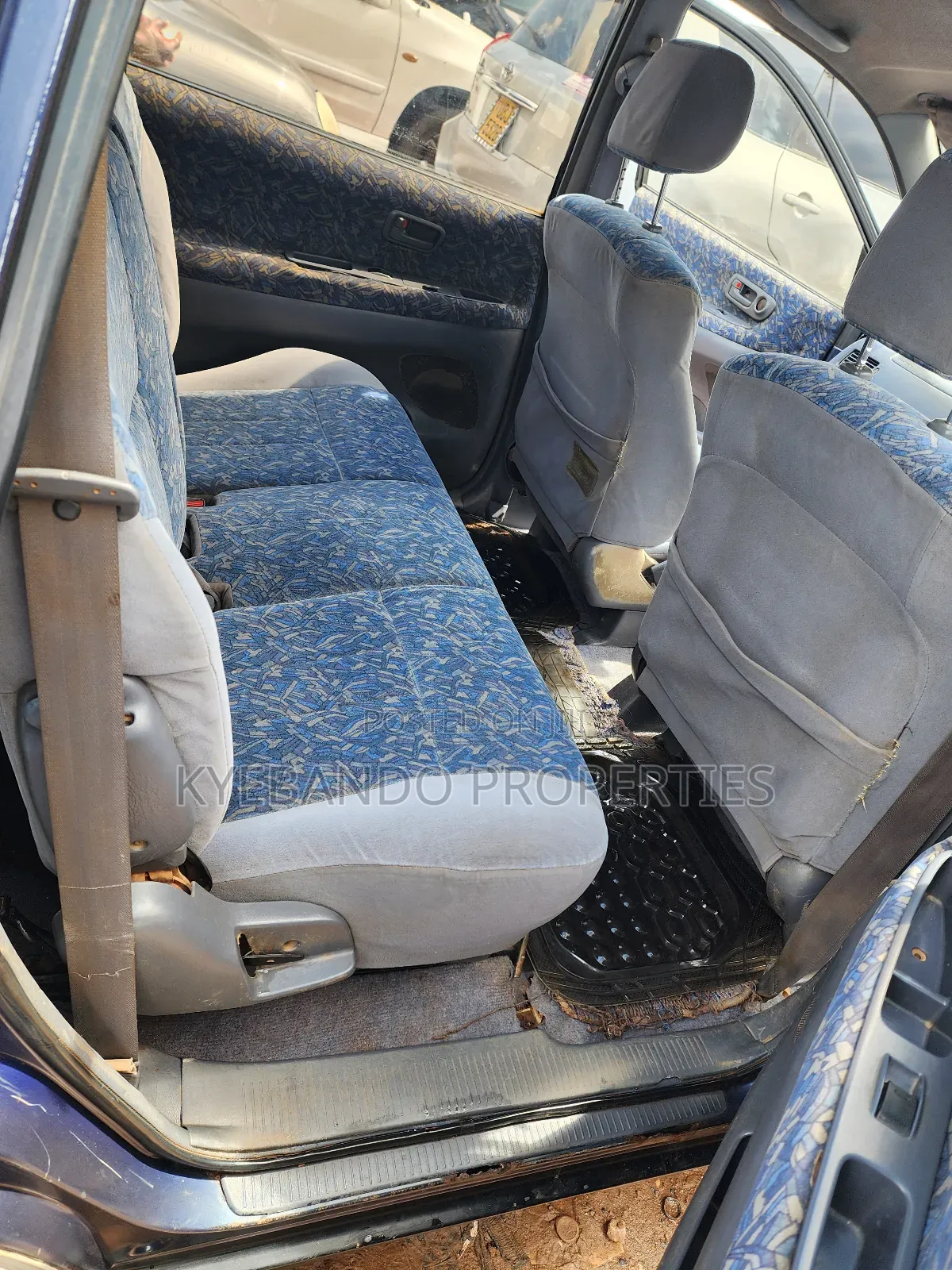 Toyota Ipsum 1999 Blue