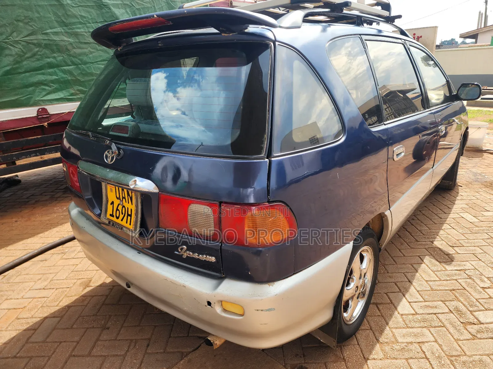 Toyota Ipsum 1999 Blue