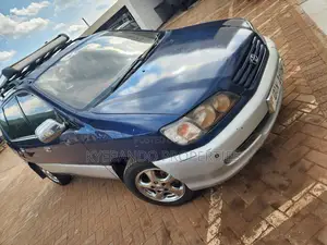 Toyota Ipsum 1999 Blue