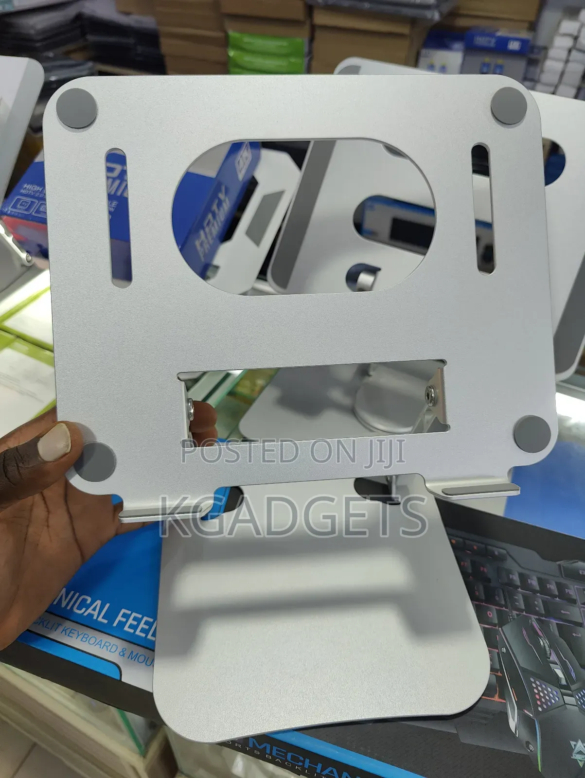 Laptop Stand With Aluminum Body