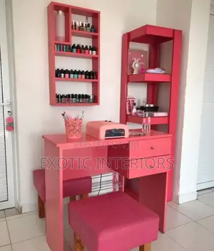 Makeup Table Call