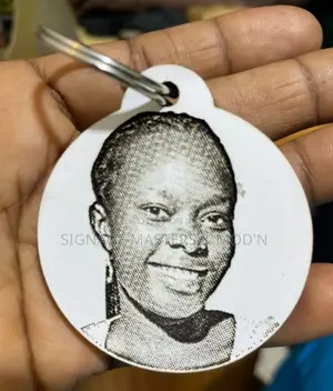 Engraved Image Key Holder