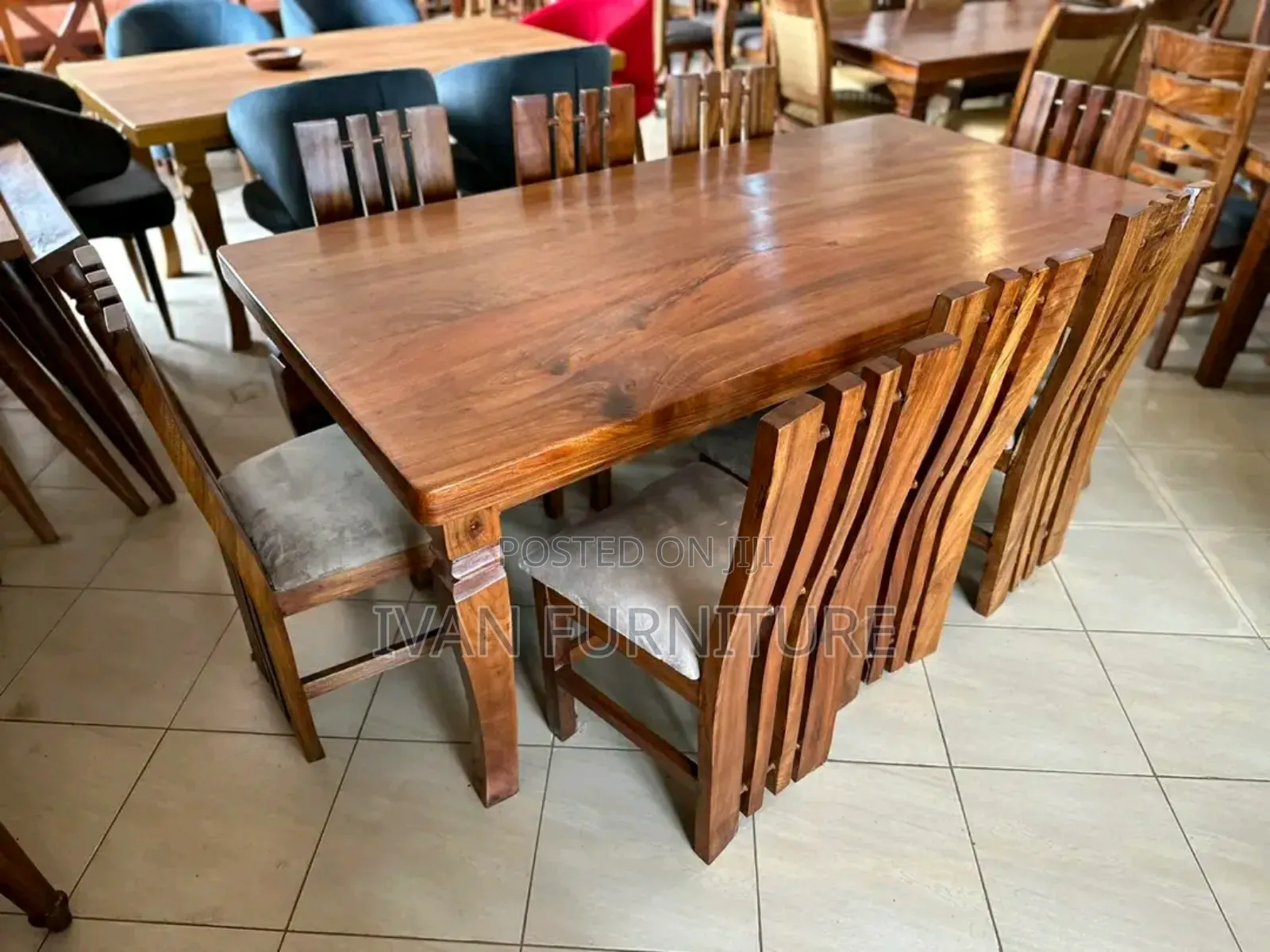 Dinning Tables Available in All Types