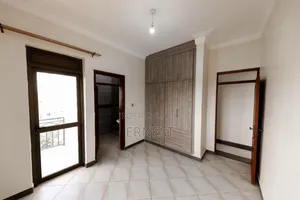 3bdrm Condo in Kira for sale