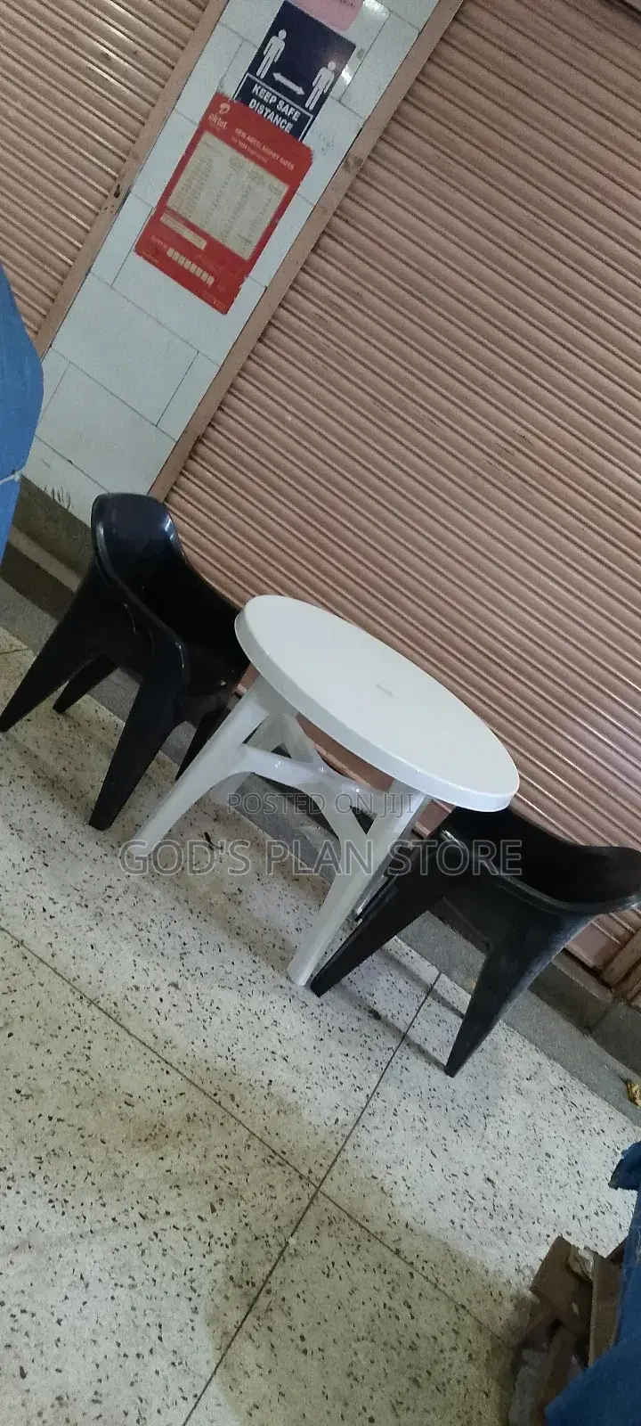 Plastic Sofa Chairs and White Table Set