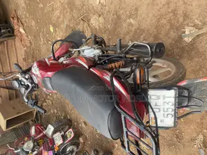 Bajaj CT 110X 2022 Red