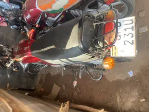 Bajaj Boxer 100 2021 Red