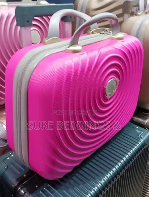 Simple Beauty Suitcase
