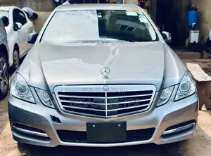 Mercedes-Benz E300 2010 Gray