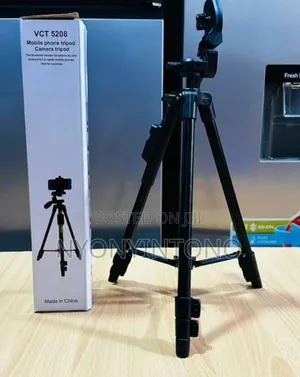 Very Strong and Durable Adjustable Tripod Stand