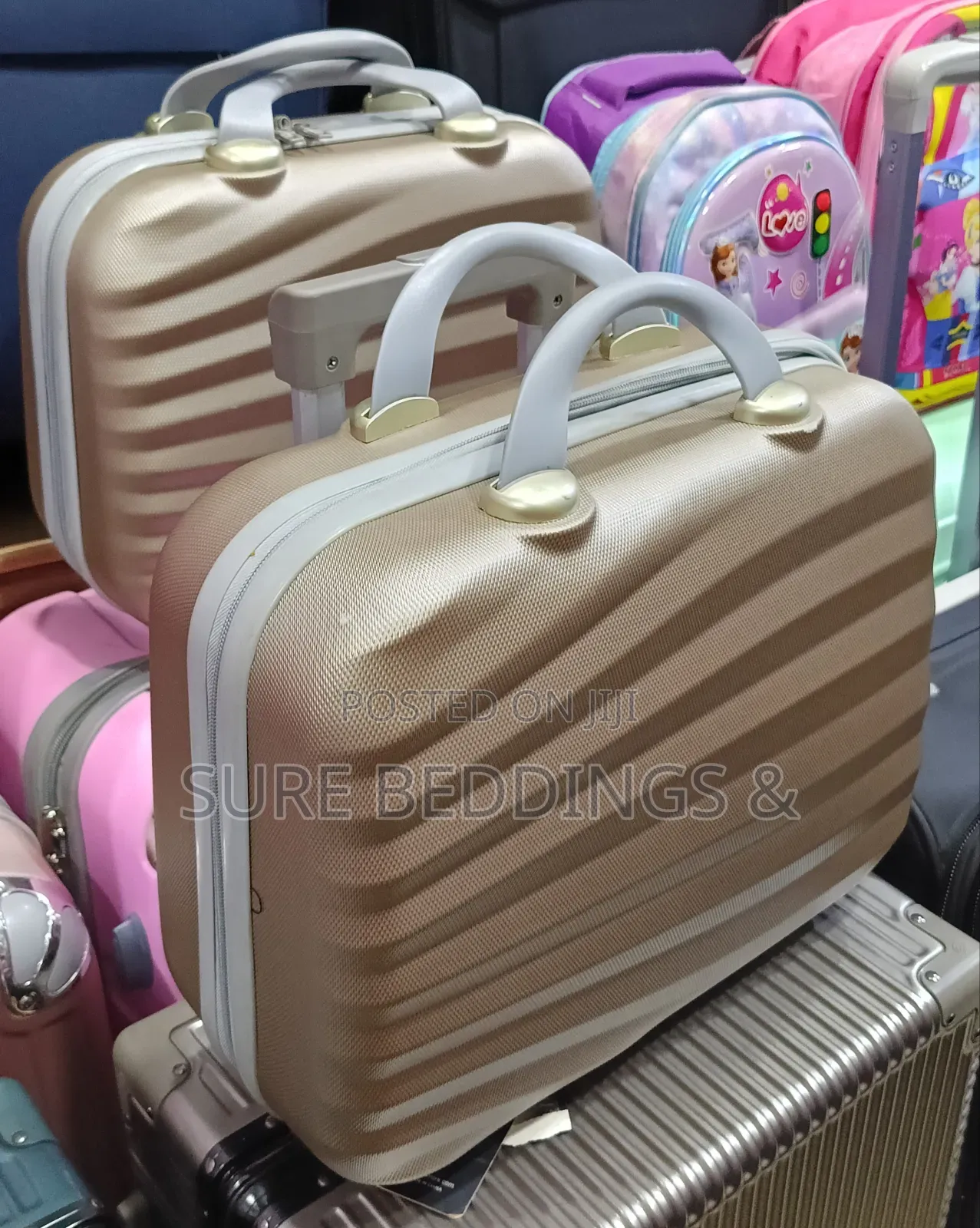 Otto Beauty Suitcase