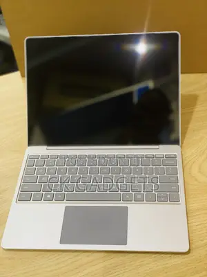 New Laptop Microsoft Surface Go 8GB Intel Core I5 SSD 256GB
