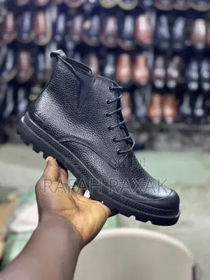 Original Black Clarks Casual Rough Leather Ankle Boots