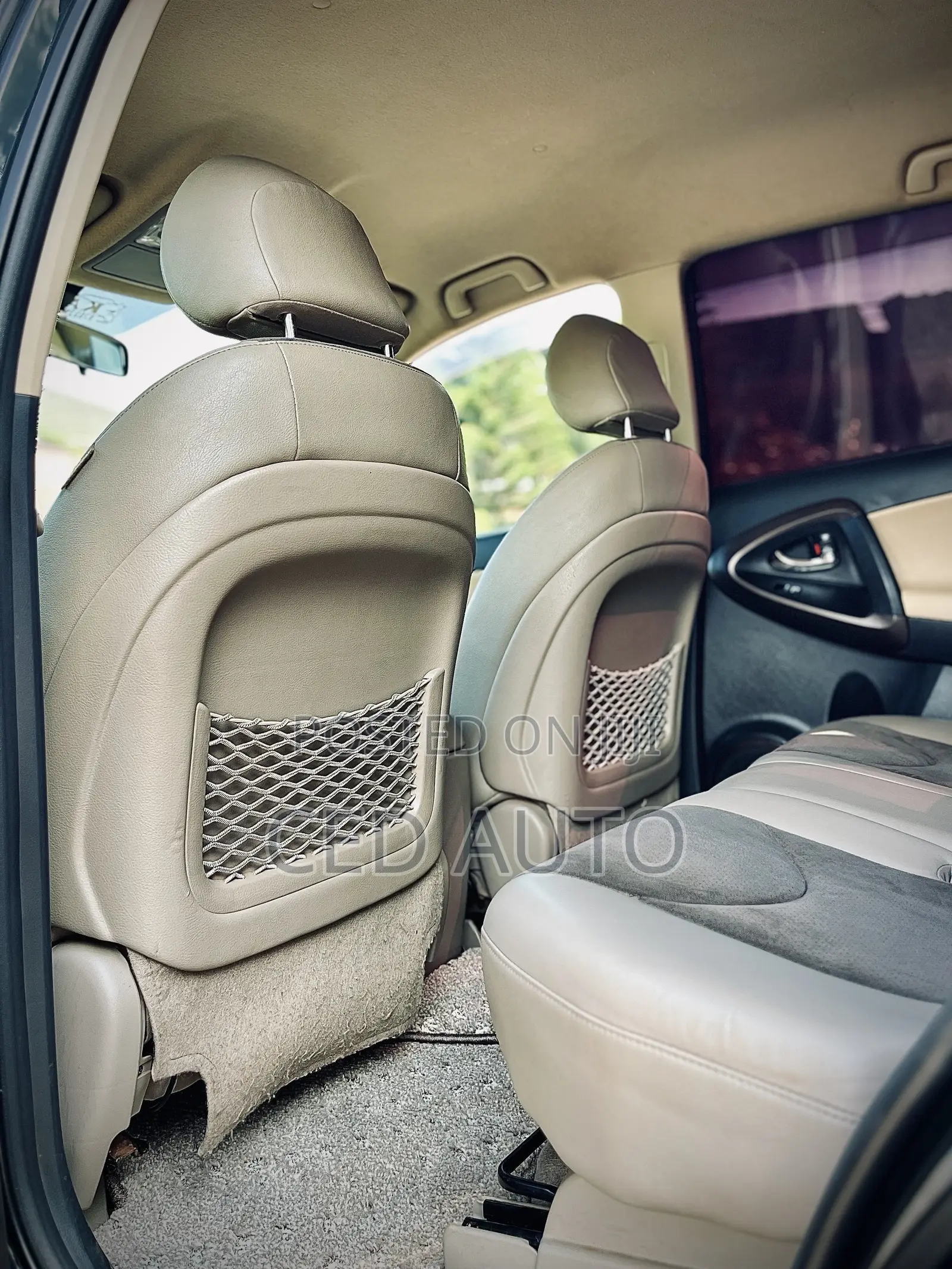 Toyota Vanguard 2008 Gray