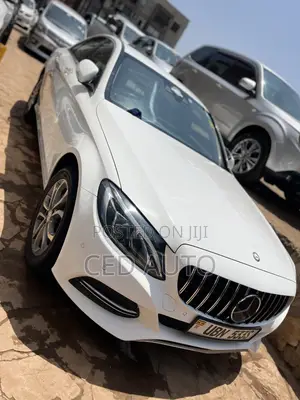 Mercedes-Benz C180 2016 White