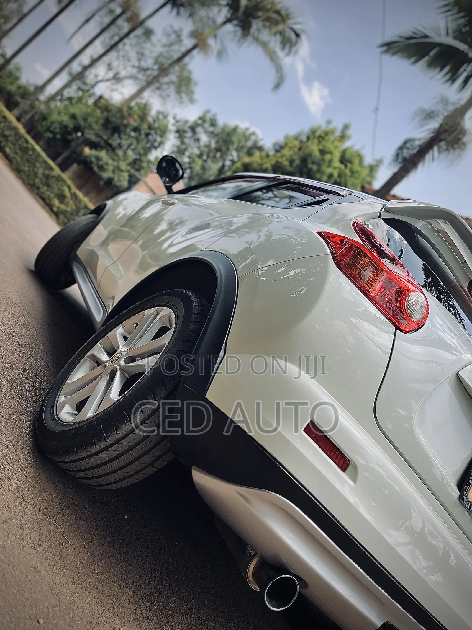 Nissan Juke 2012 White