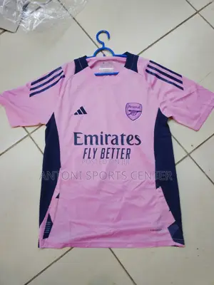 Arsenal Pink New Kit