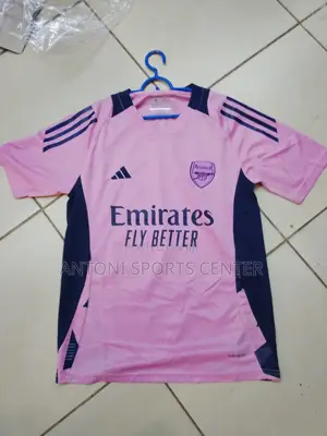 Arsenal Pink New Kit