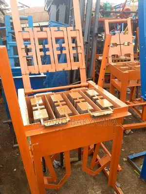Manual Brick Making Machine for Four Blocks at Once