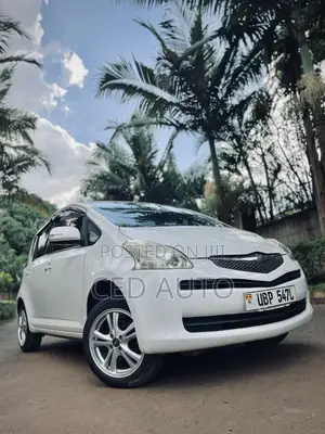 Toyota Ractis 2008 White