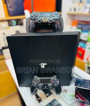 Ps4 Pro With Pads