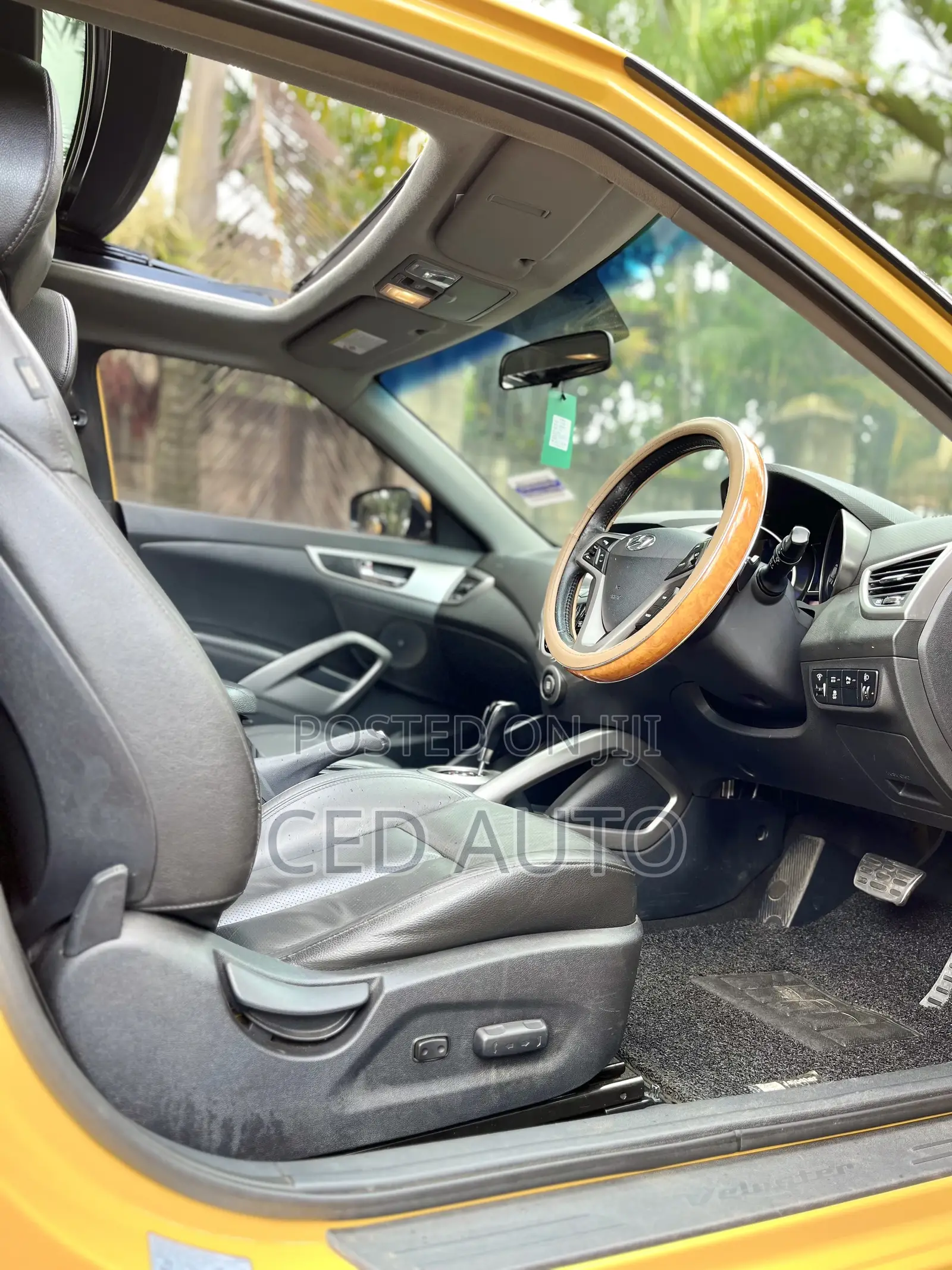 Hyundai Veloster 2015 Yellow