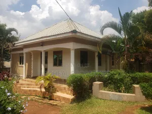 3bdrm House in Kiti Katade 120M, Kawempe for sale