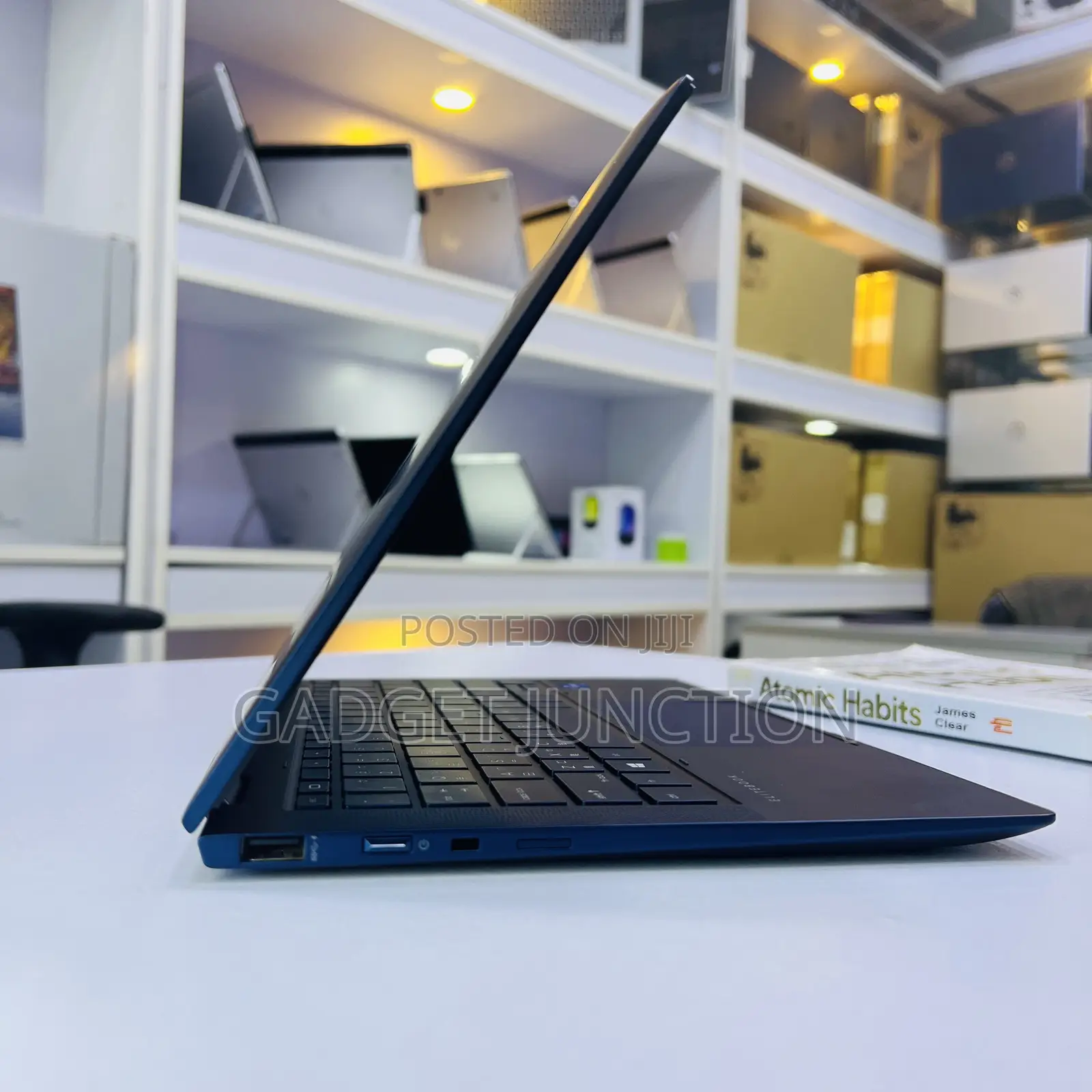 New Laptop HP Dragonfly G2 32GB Intel Core I7 SSD 512GB