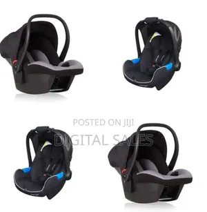 Toddlers/ Baby Car Seat -Black, Color and Design May Vary