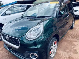 Toyota Passo 2017 Green