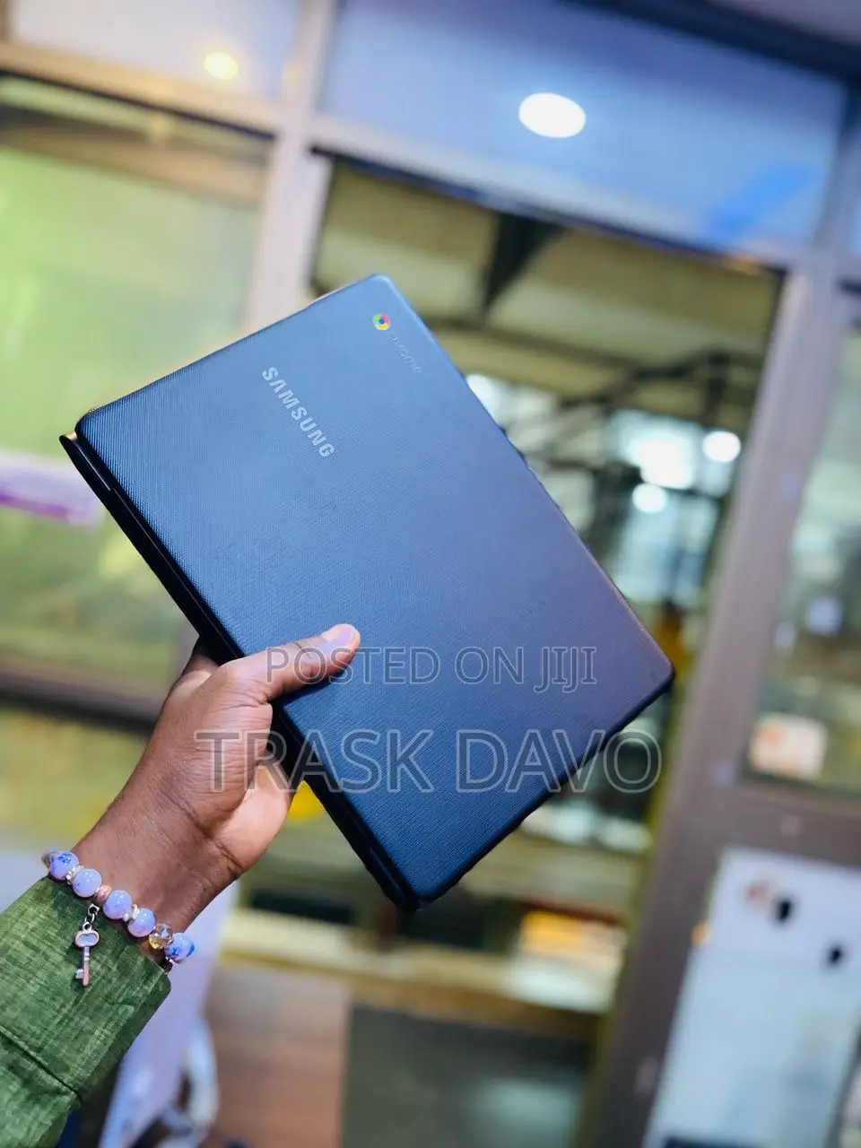 Laptop Samsung Chromebook Plus 4GB Intel Celeron SSD 128GB