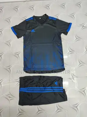 Umbro Plain Green Color