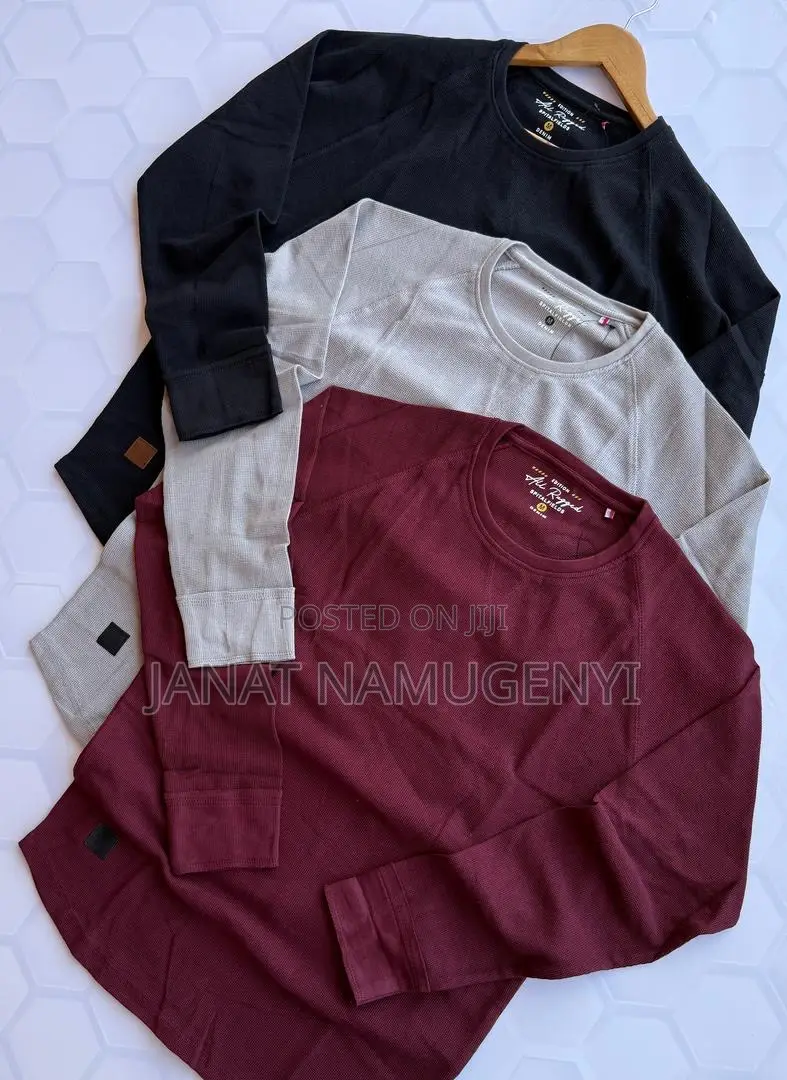 Round Neck Longsleeved Available in Different Colors