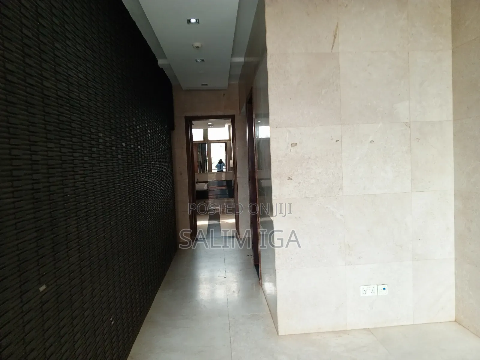 Office Building On Rent