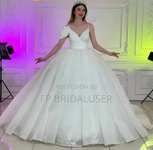 Wedding Gown White S/M